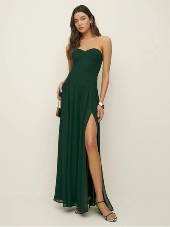 Reformation Dresses & Skirts - Reformation Strapless Emerald Maxi Dress with High Slit
